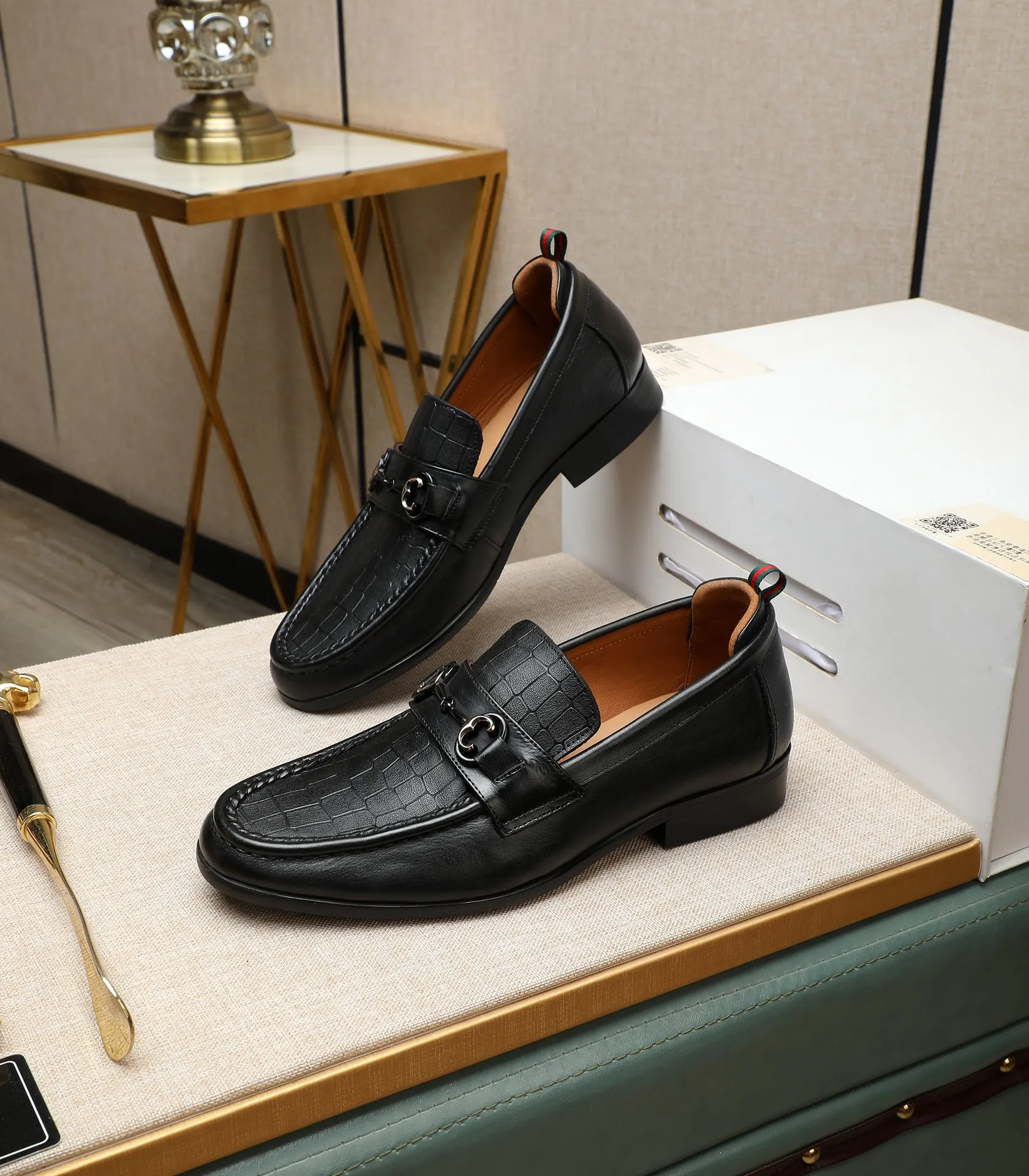 Men's shoes 💰500 📛📛Original (water-dyed cow lining) GUCCI official website formal shoes 🌀 Italian 🇮🇹 imported cowhide ➕ top imported water-dyed cowhide lining 💋 fine handmade original bottom, the real thing looks better when photographed in person Standard size 38-44